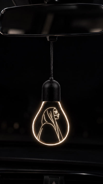 المرأة الإماراتية - تصميم 2